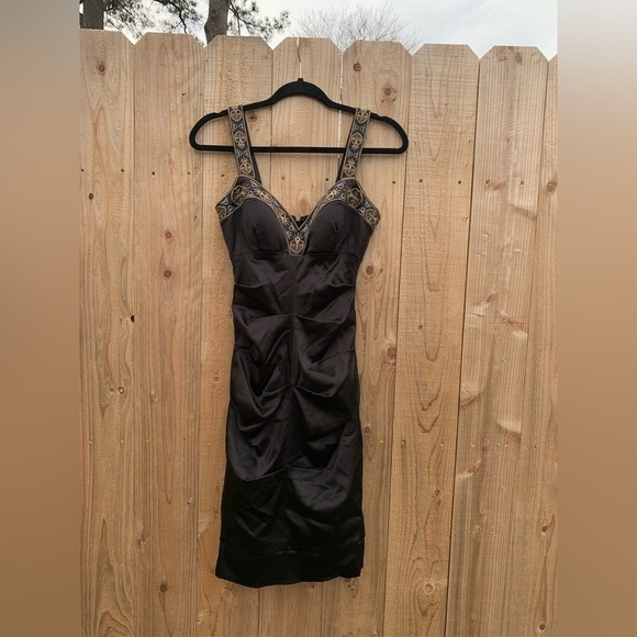 CACHE 2 Black Gold Cocktail Party Body con Dress Stretch Satin Embroidered - Picture 2 of 6